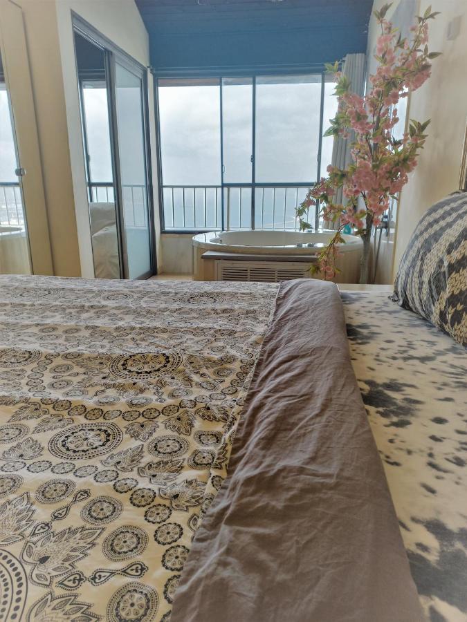 Panorama Bay View 3 Room Haifa Exterior foto
